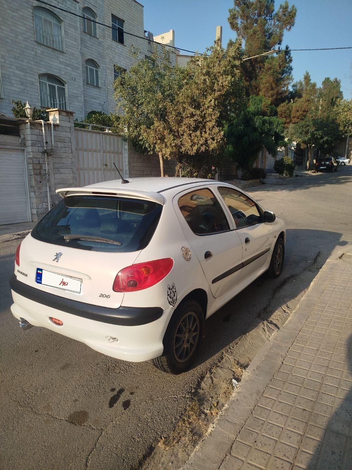 پژو 206 تیپ 5 - 1390