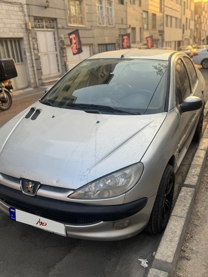 پژو ۲۰۶ صندوق دار v8 - 1393