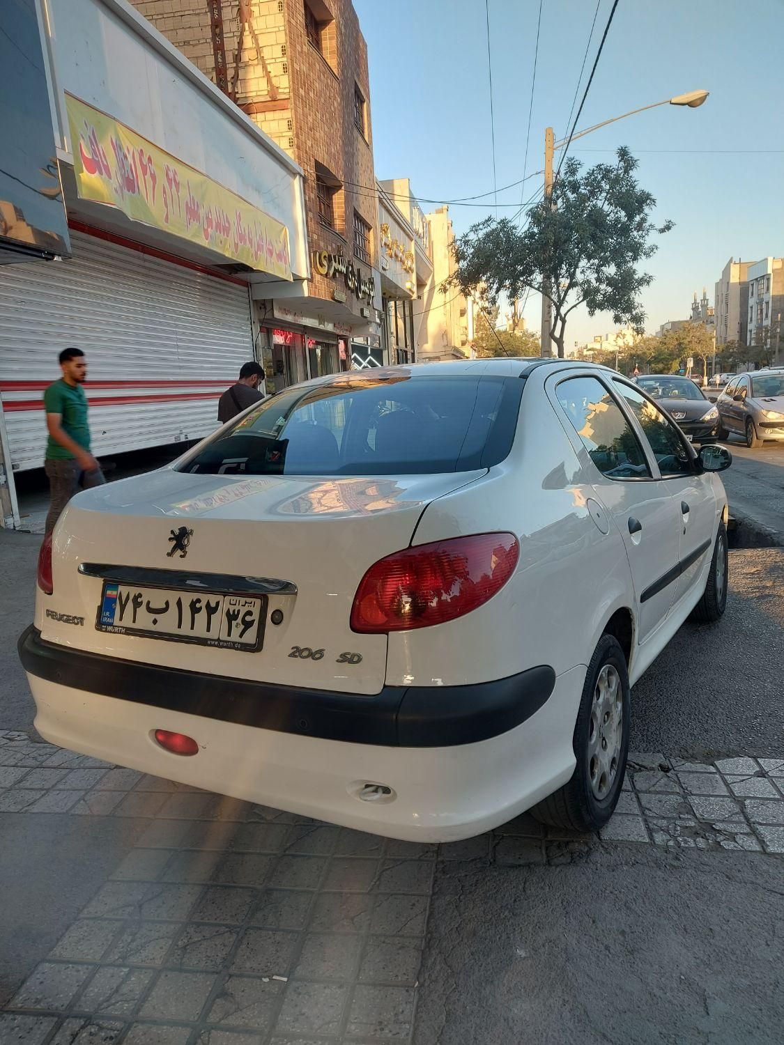 پژو ۲۰۶ صندوق دار v8 - 1396