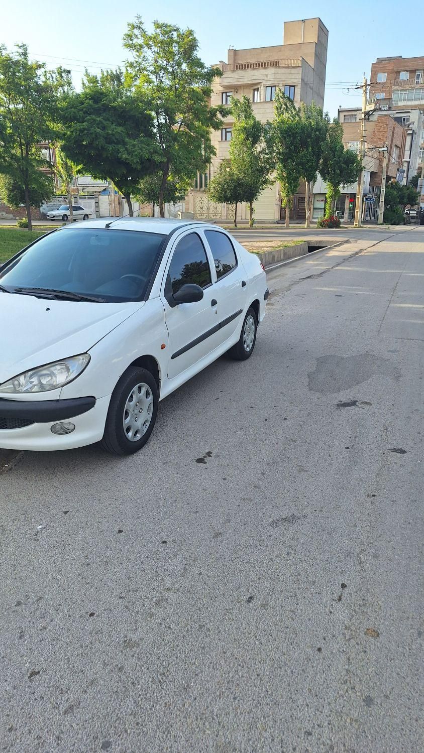 پژو ۲۰۶ صندوق دار v20 - 1390