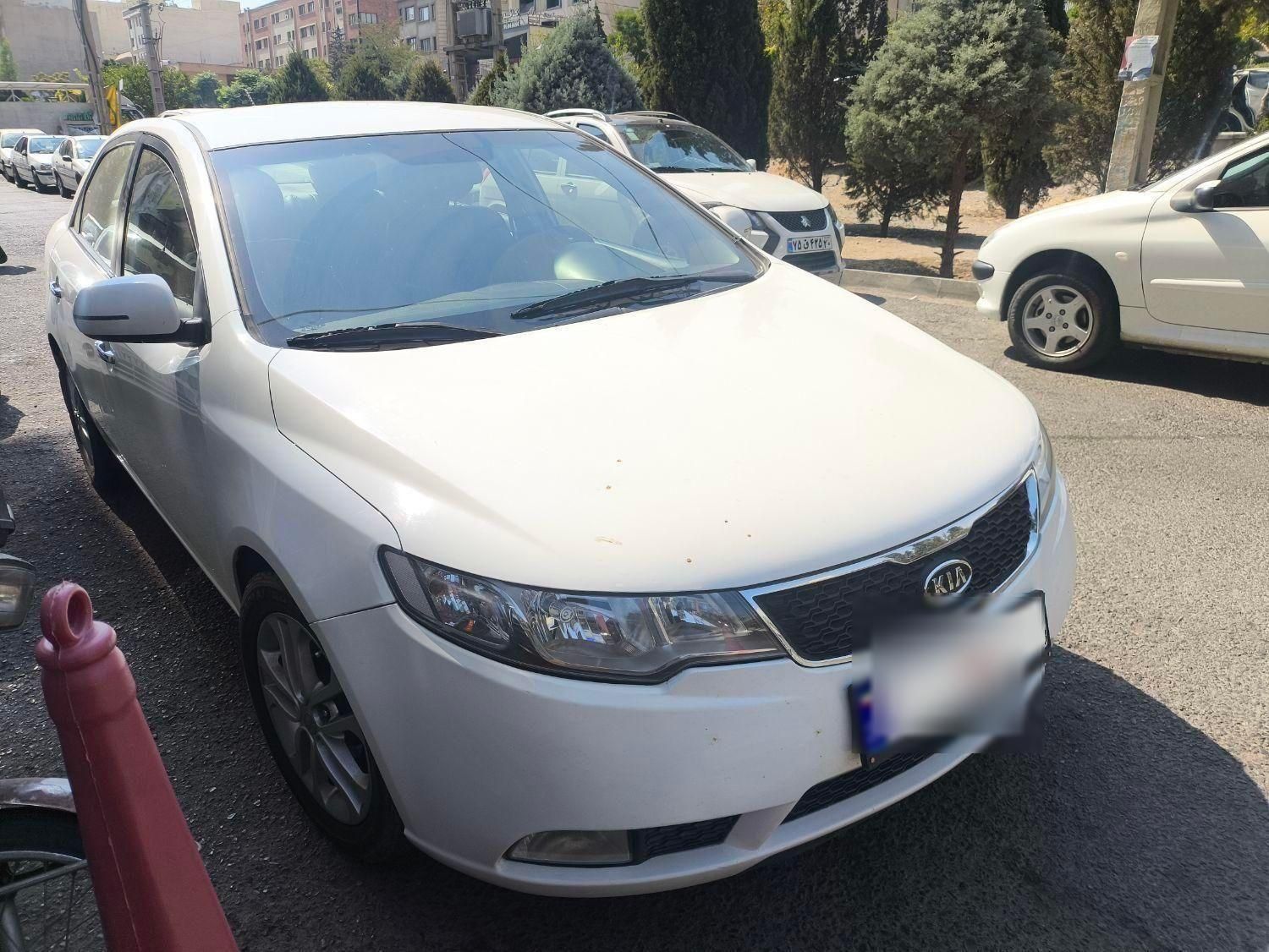 کیا سراتو 2.0 لیتر اتوماتیک GT لاین - 2016