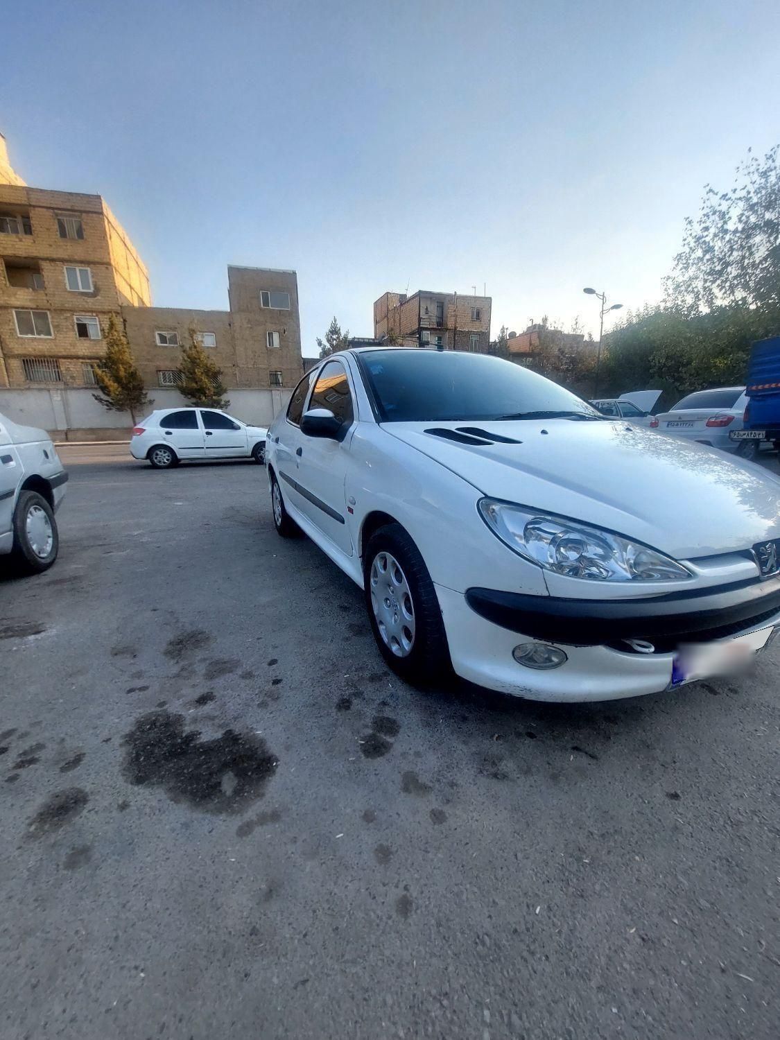 پژو ۲۰۶ صندوق دار v8 - 1389