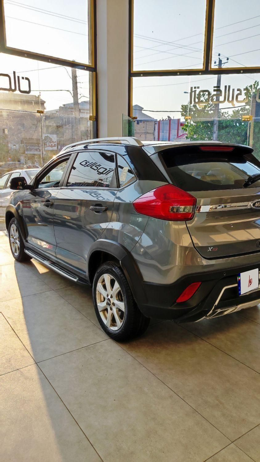 ام وی ام X22 دنده ای اسپرت لاکچری - 1401