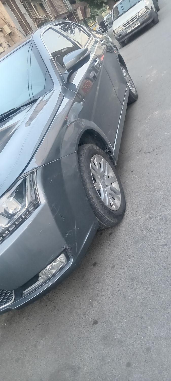 دنا پلاس تیپ ۲ سانروف ۴ ایربگ - 1401