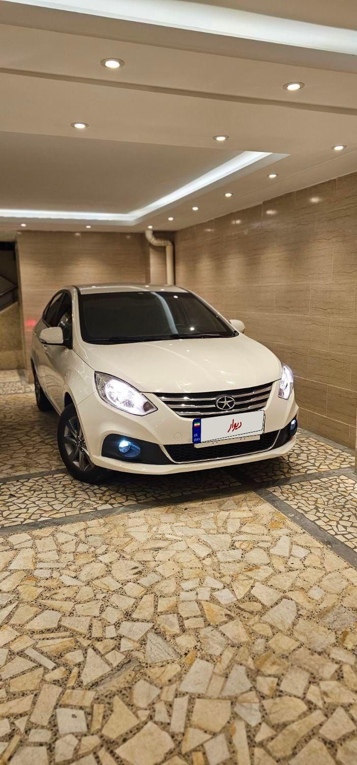 جک J4 اتوماتیک ساده - 1402
