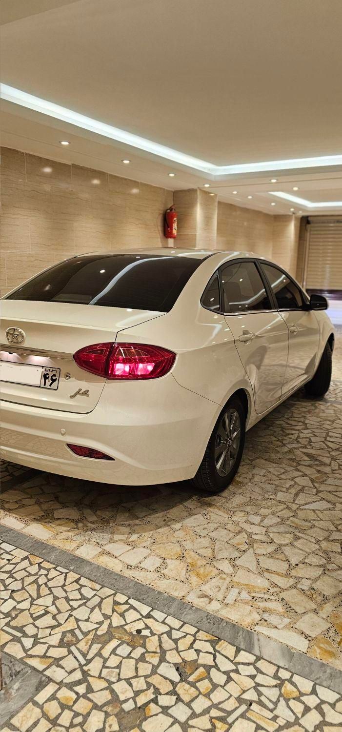 جک J4 اتوماتیک ساده - 1402