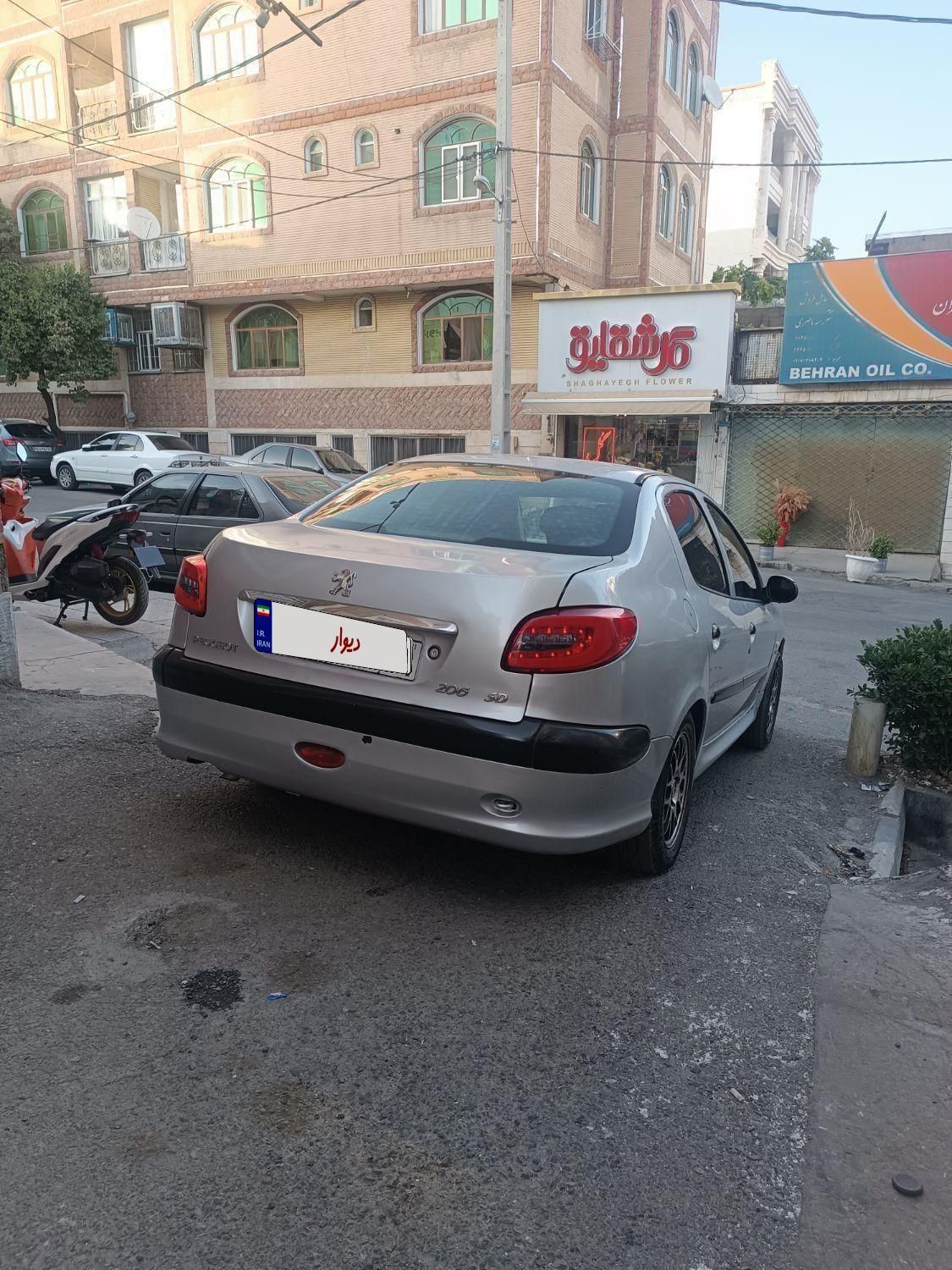 پژو ۲۰۶ صندوق دار v8 - 1386
