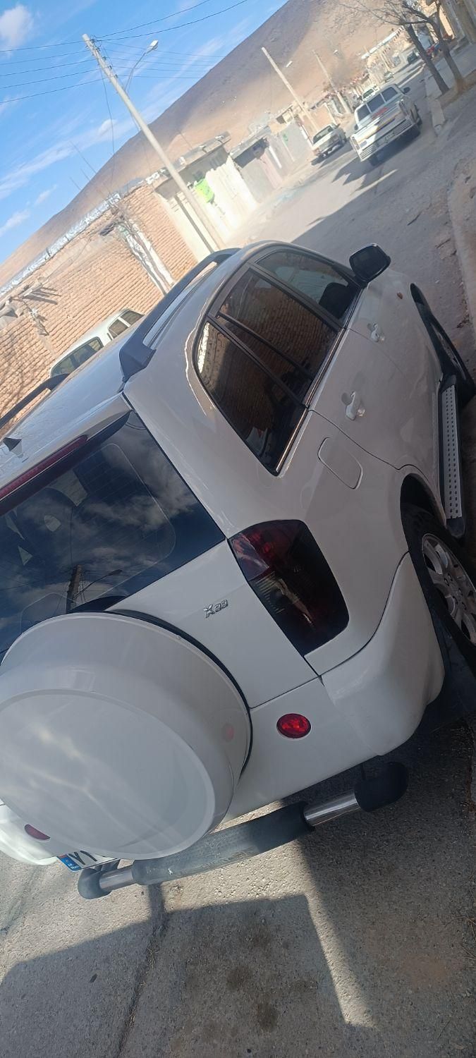 ام وی ام X33 دنده‌ای ساده - 1391