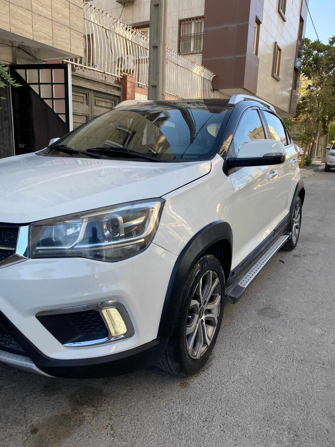 ام وی ام X22 اتوماتیک اسپرت اکسلنت - 1396