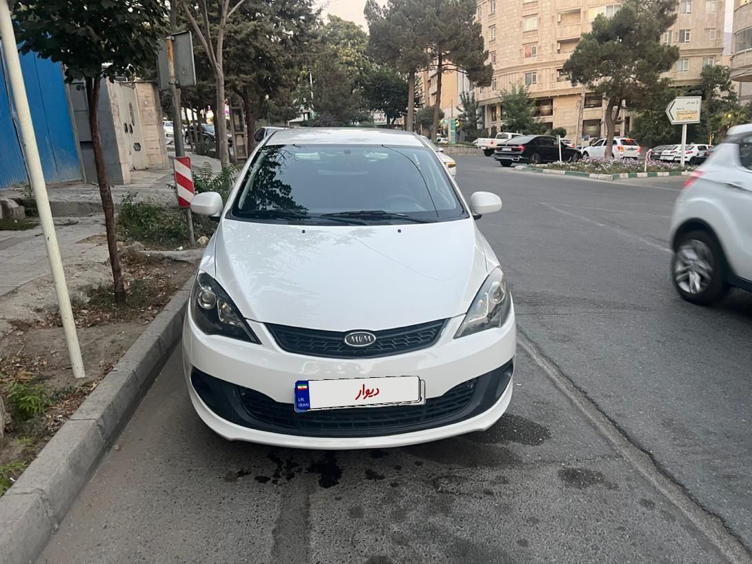 ام وی ام 315 هاچ بک ساده دنده ای - 1396