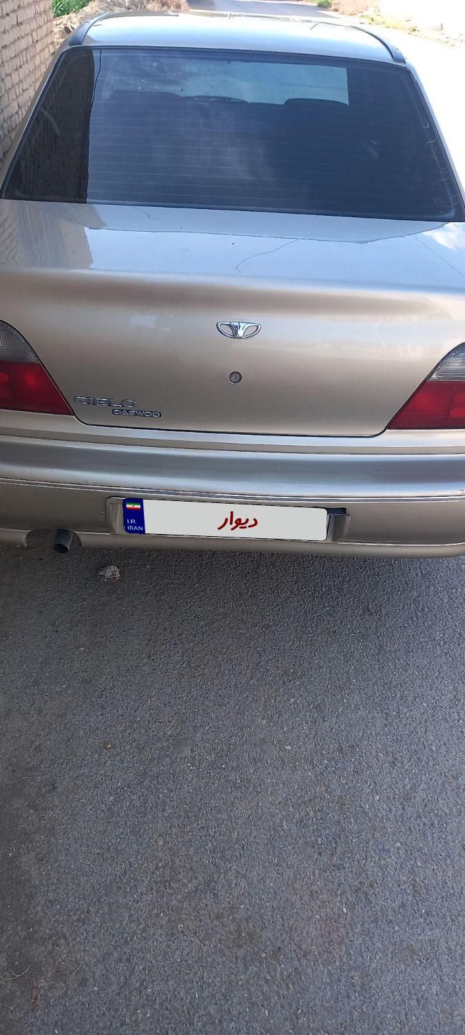 دوو سیلو سدان - 1382