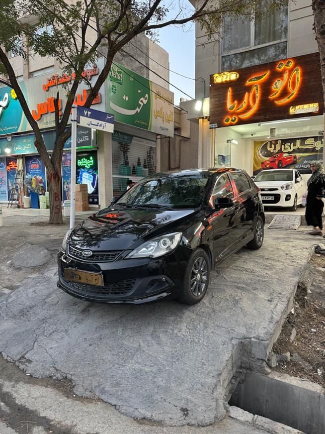 ام وی ام 315 هاچ بک اسپرت لاکچری - 1394