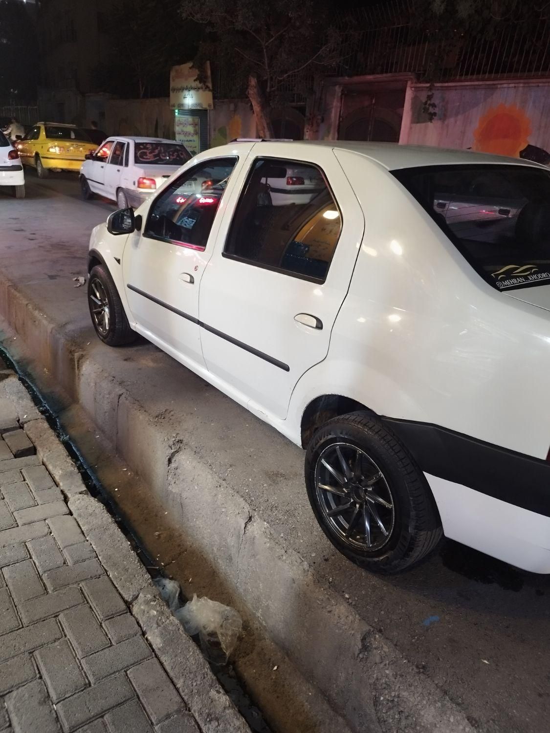 رنو تندر 90 E2 - 1392