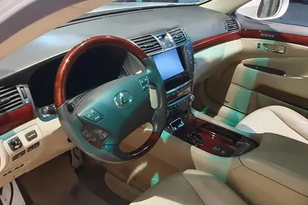 لکسوس LS 460 - 2012