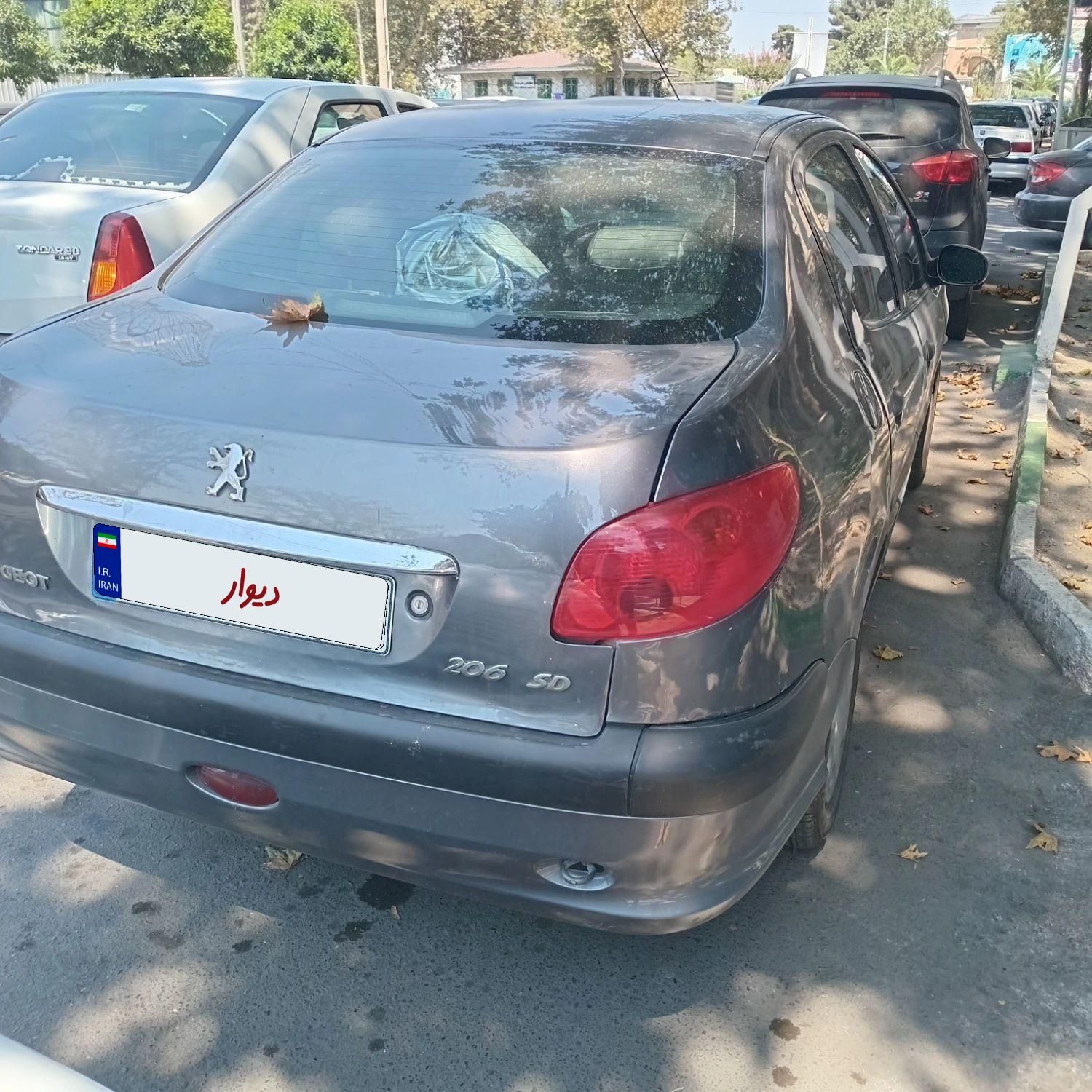 پژو ۲۰۶ صندوق دار v8 - 1390