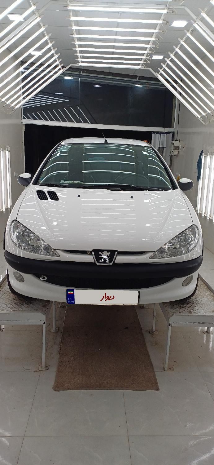 پژو ۲۰۶ صندوق دار v8 - 1395