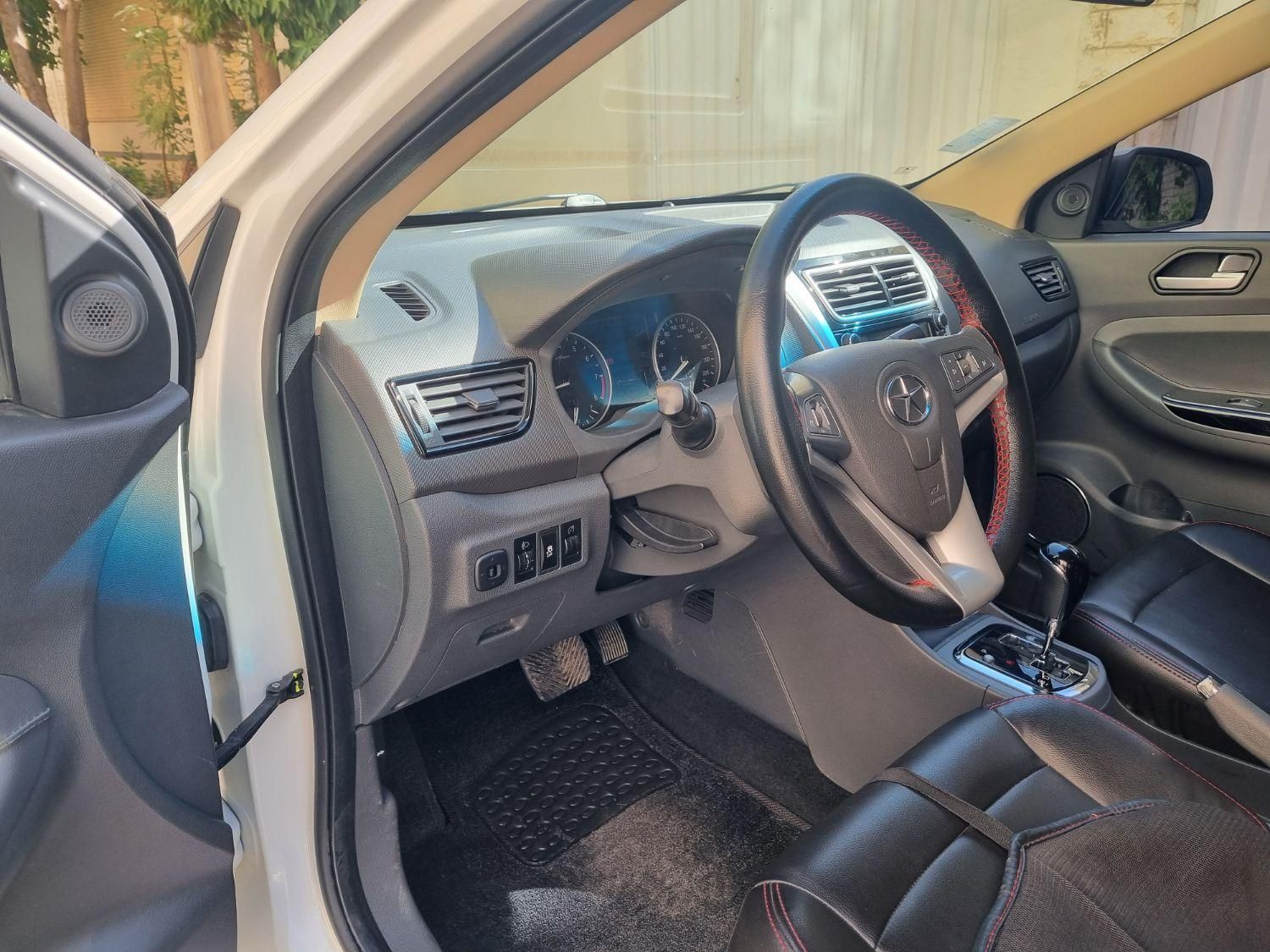 جک J4 اتوماتیک آپشنال - 1402