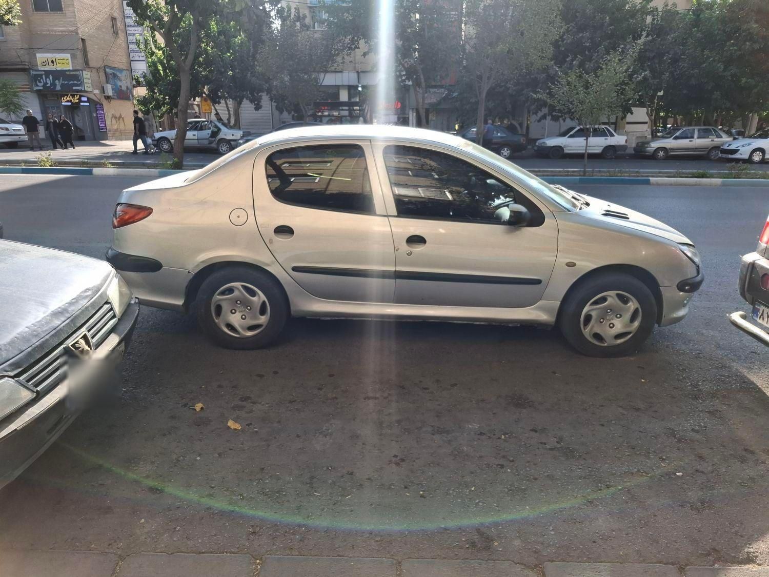 پژو ۲۰۶ صندوق دار v8 - 1385