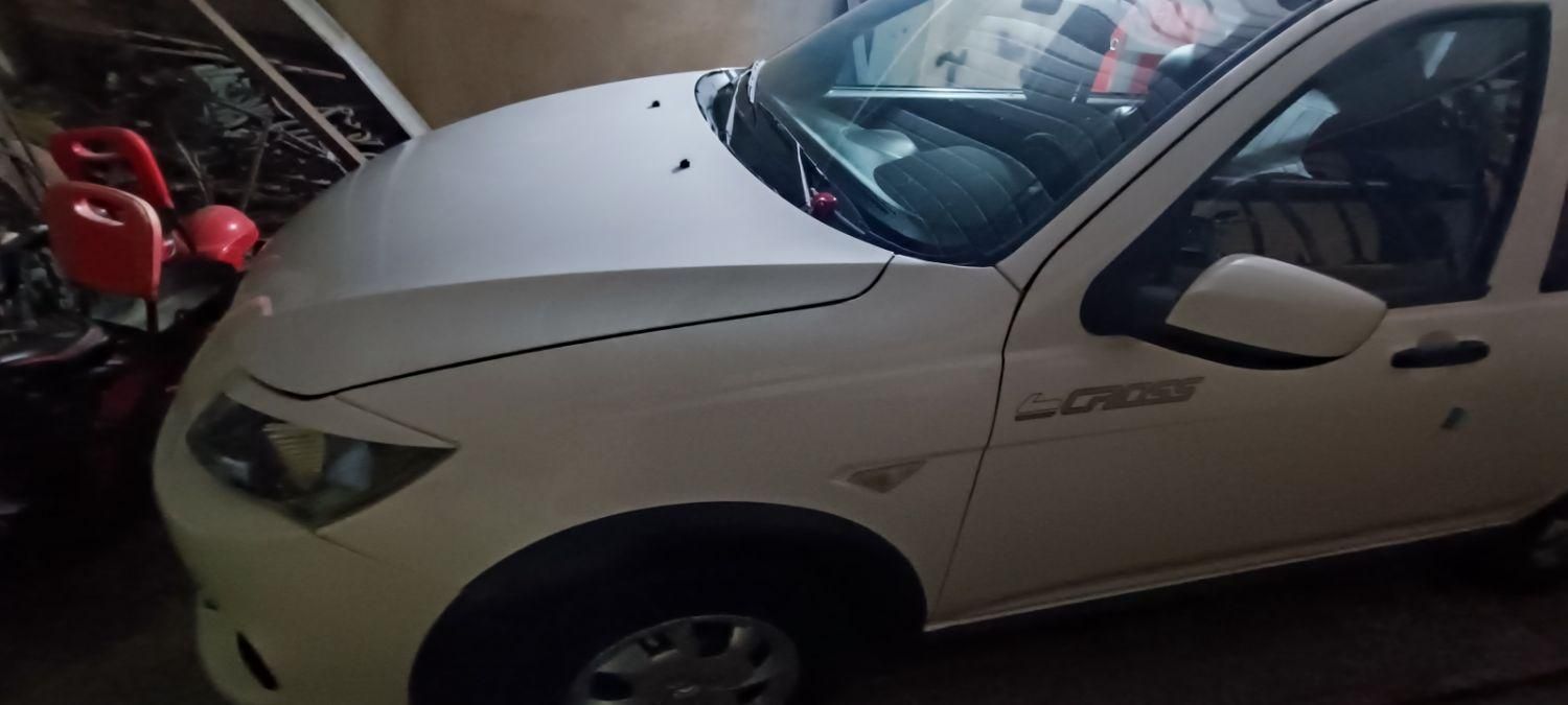 خودرو کوییک، معمولی آگهی ann_19809328