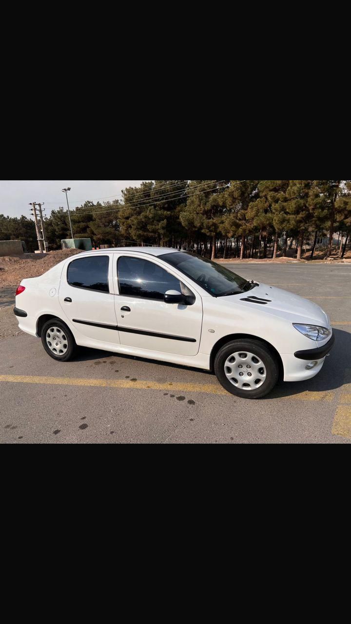 پژو ۲۰۶ صندوق دار v8 - 1395