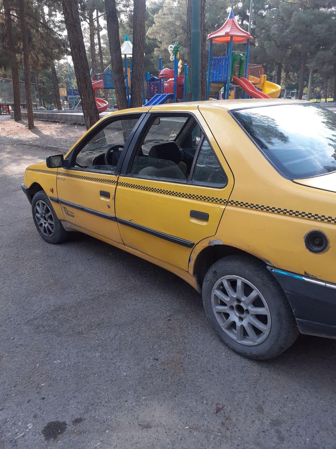 پژو 405 بنزینی GLX - TU5 - 1390