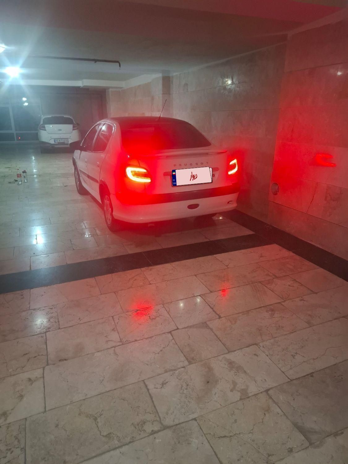 پژو ۲۰۶ صندوق دار v20 - 1388