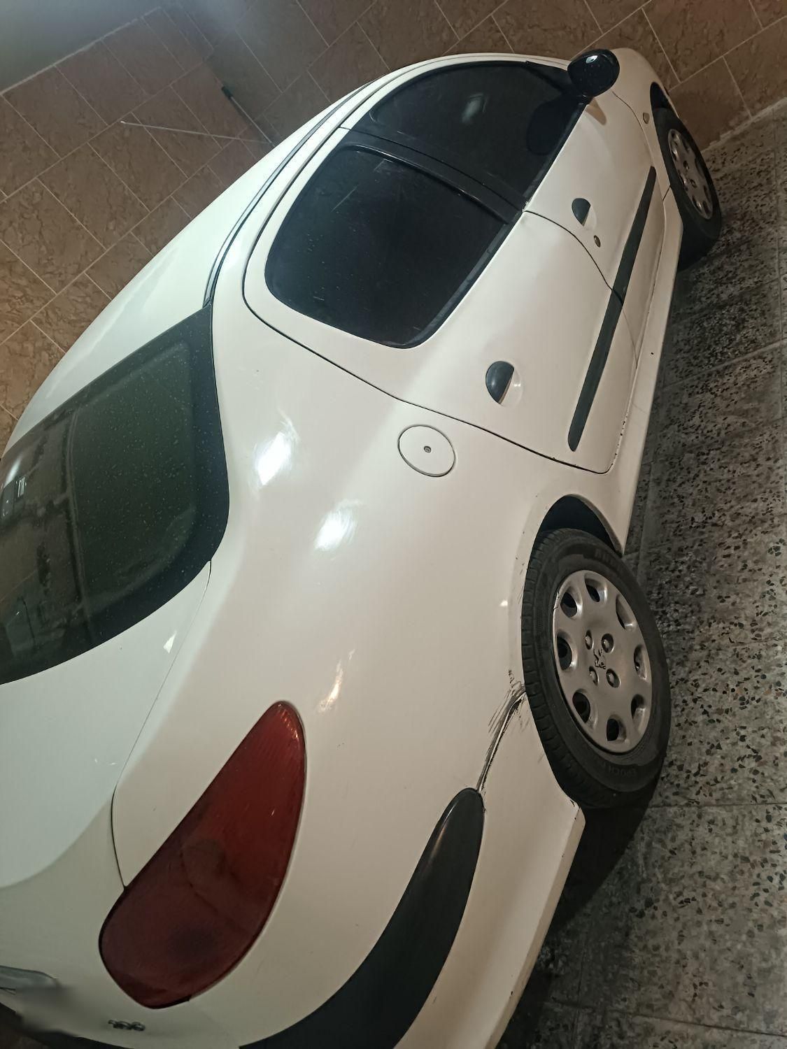 پژو ۲۰۶ صندوق دار v20 - 1388