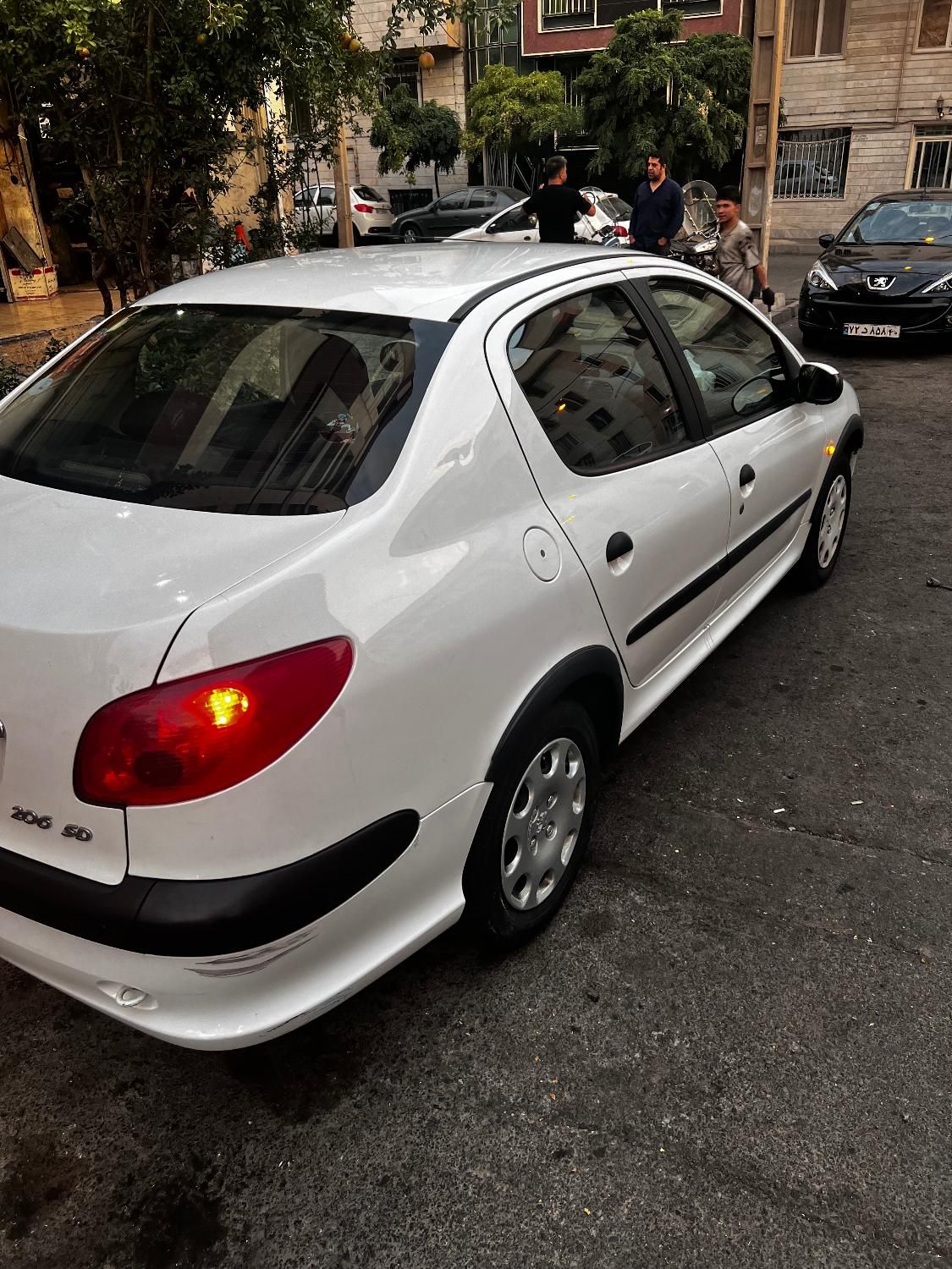 پژو ۲۰۶ صندوق دار v9 - 1391