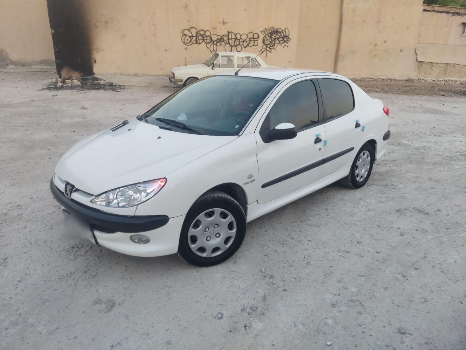 پژو ۲۰۶ صندوق دار v8 - 1389