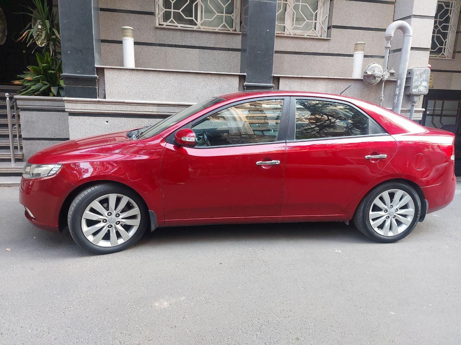کیا سراتو 2.0 لیتر اتوماتیک GT لاین - 2010