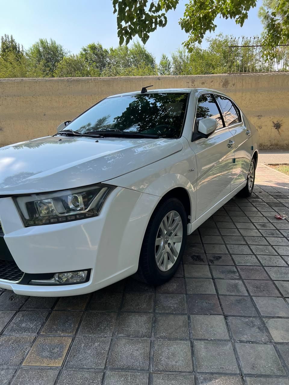 خودرو دنا، پلاس آگهی ann_19811203