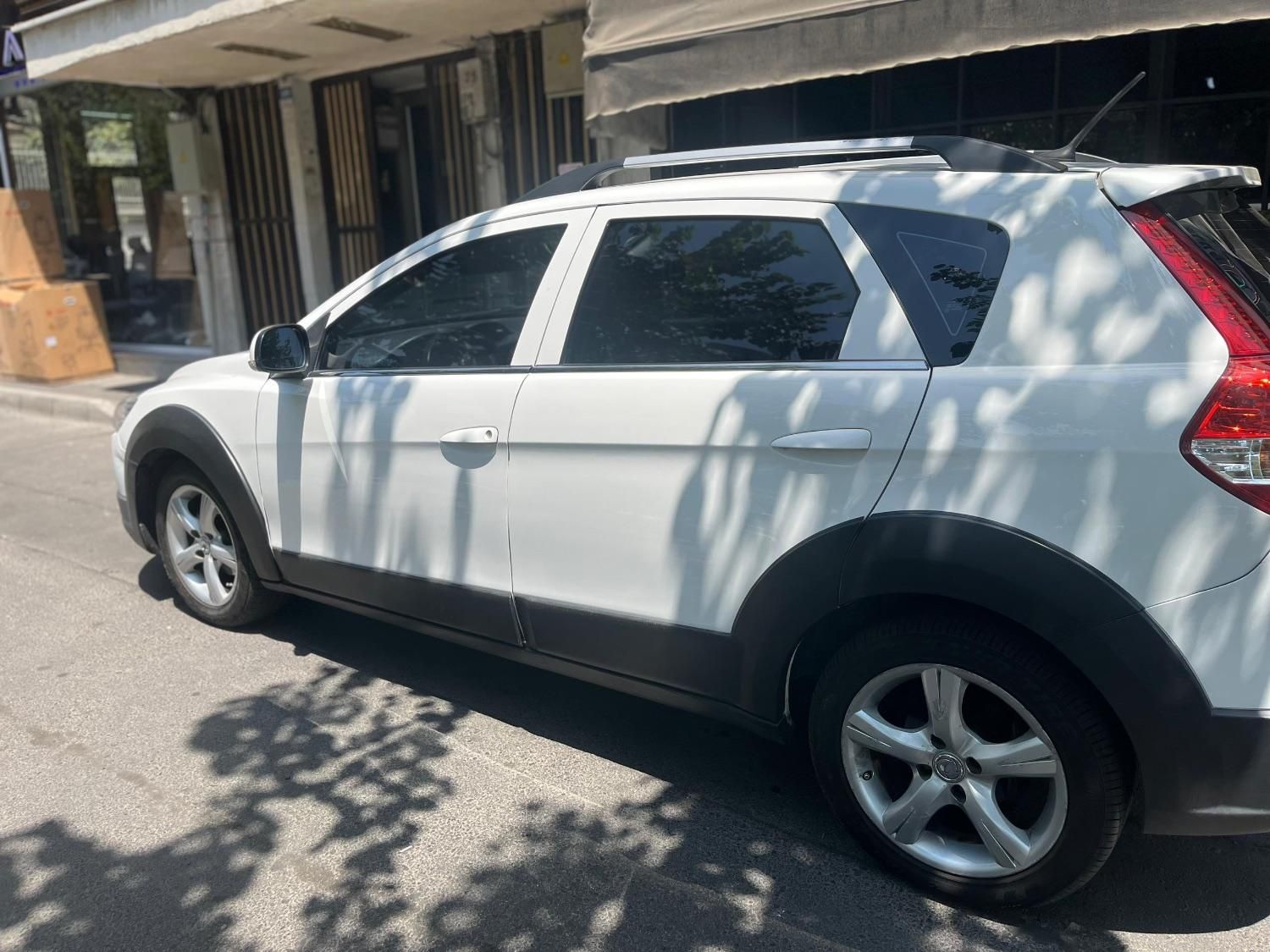 دانگ فنگ H30 کراس اتوماتیک - 1396