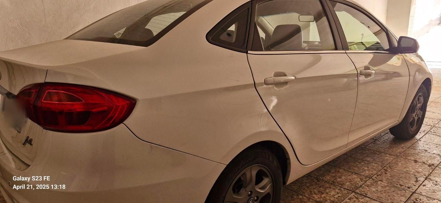 جک J4 اتوماتیک آپشنال - 1402