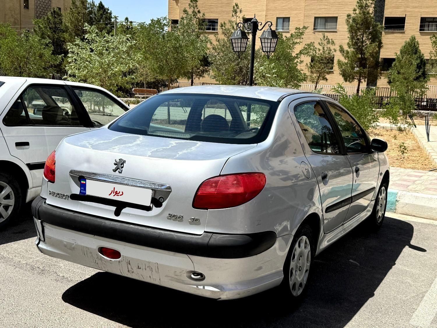 پژو ۲۰۶ صندوق دار v1 - 1388