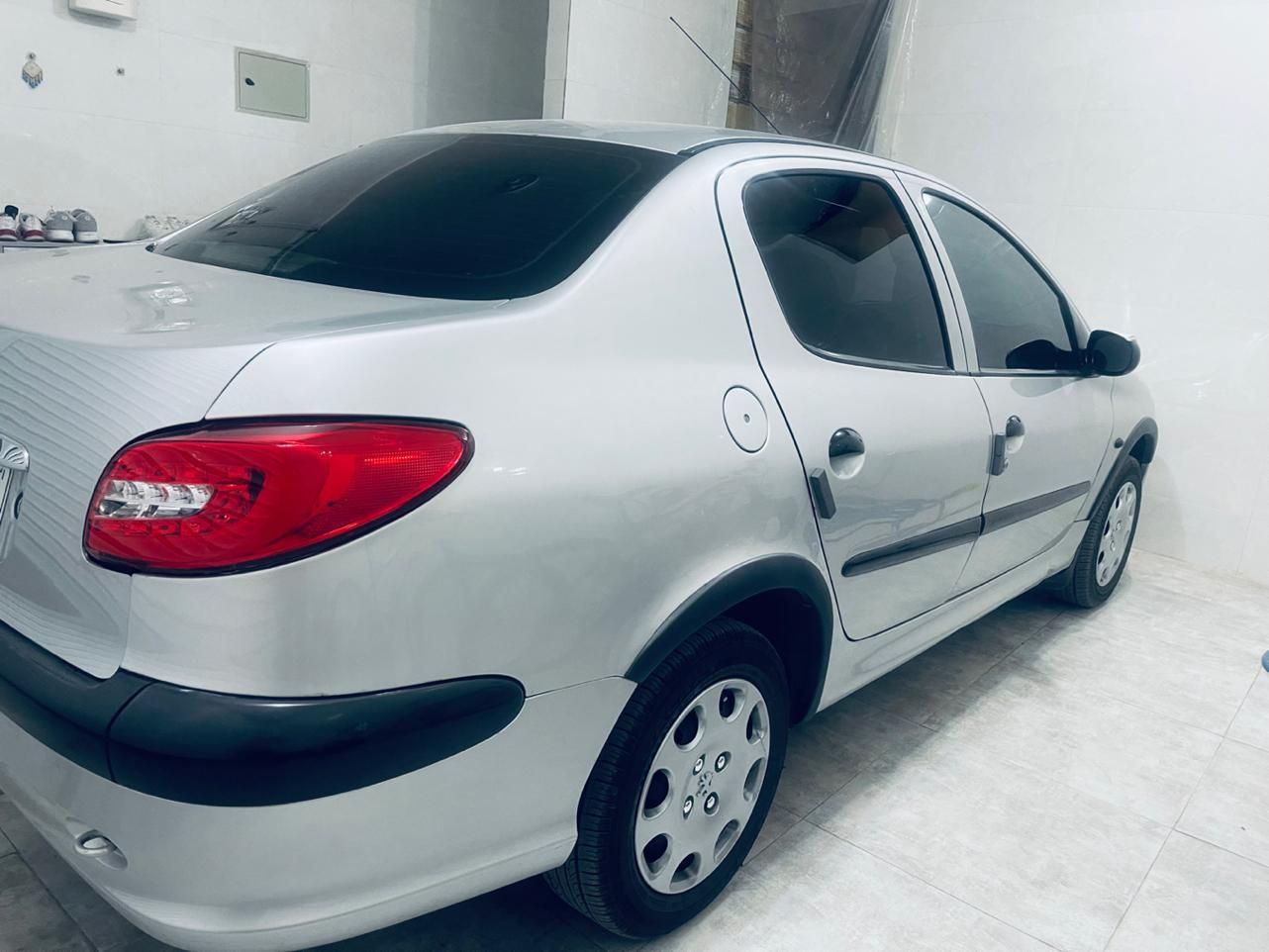 پژو ۲۰۶ صندوق دار v8 - 1386