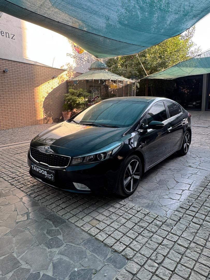 کیا سراتو 2.0 لیتر اتوماتیک GT لاین - 2017