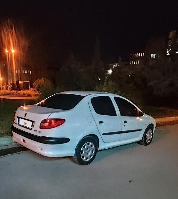 پژو ۲۰۶ صندوق دار v8 - 1394