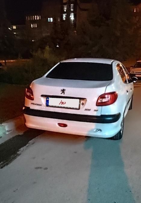 پژو ۲۰۶ صندوق دار v8 - 1394