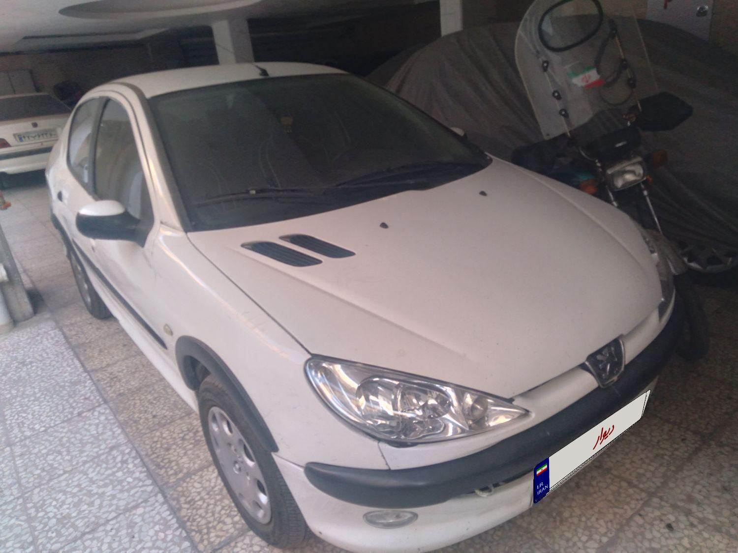 پژو ۲۰۶ صندوق دار v8 - 1386