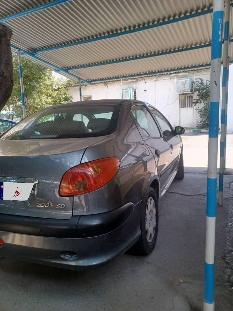 پژو ۲۰۶ صندوق دار v8 - 1393