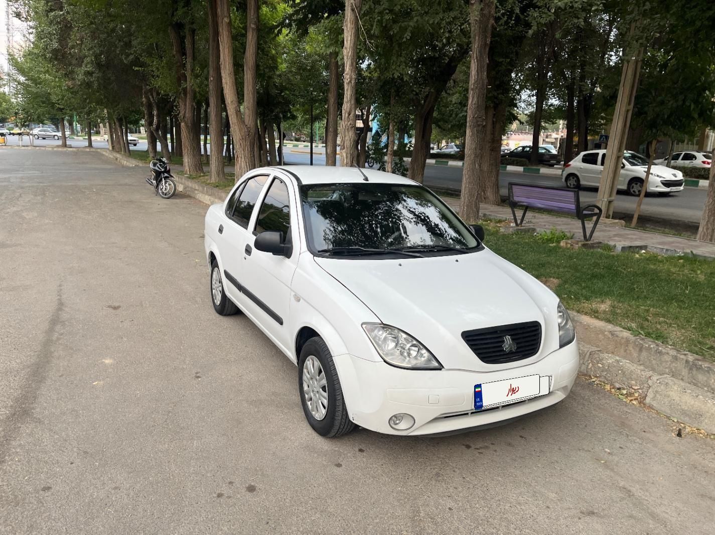 تیبا صندوق دار EX - 1394