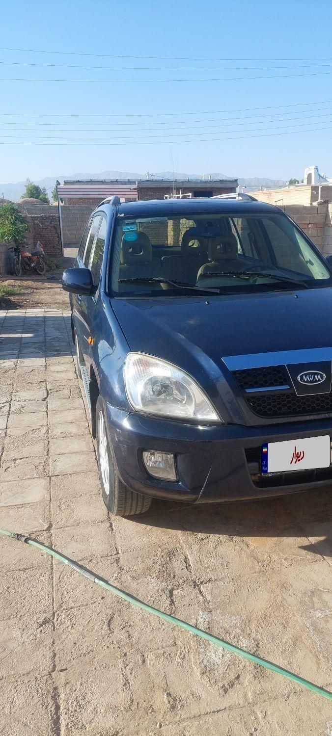 ام وی ام X33 دنده‌ای ساده - 1391