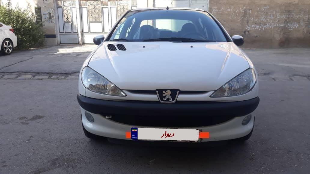پژو ۲۰۶ صندوق دار v8 - 1391