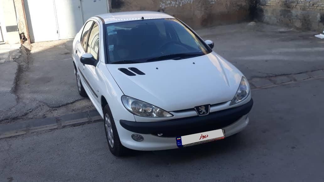 پژو ۲۰۶ صندوق دار v8 - 1391