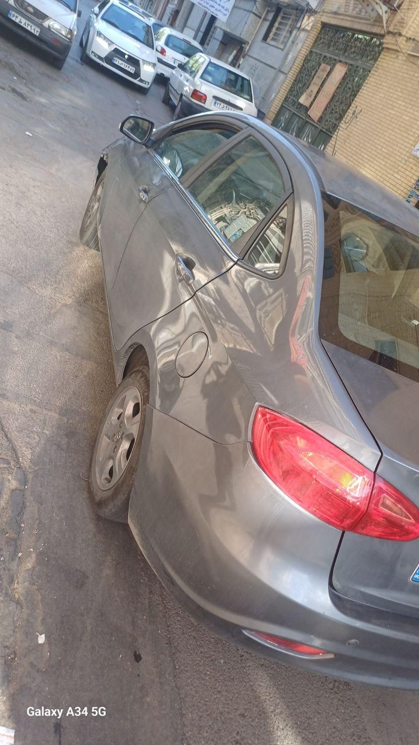 جک J4 اتوماتیک ساده - 1401