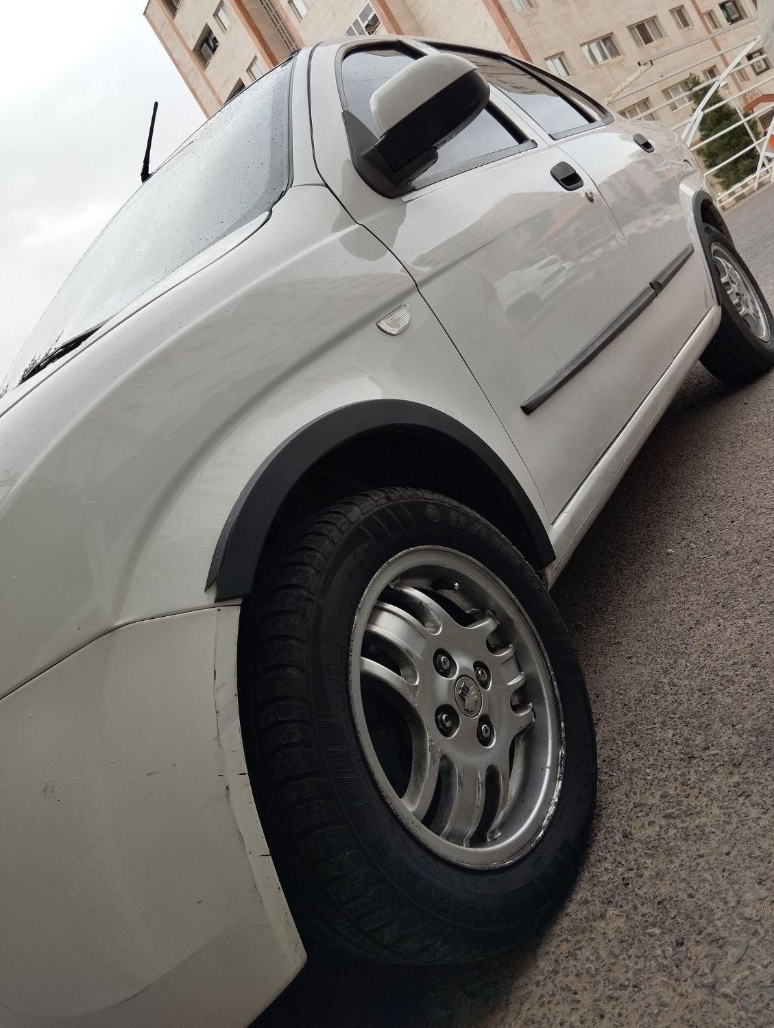 تیبا صندوق دار SX - 1398