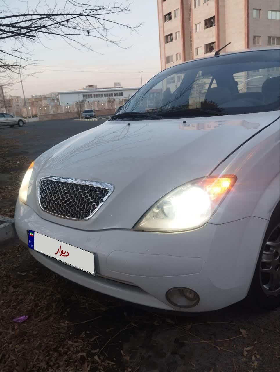 تیبا صندوق دار SX - 1398