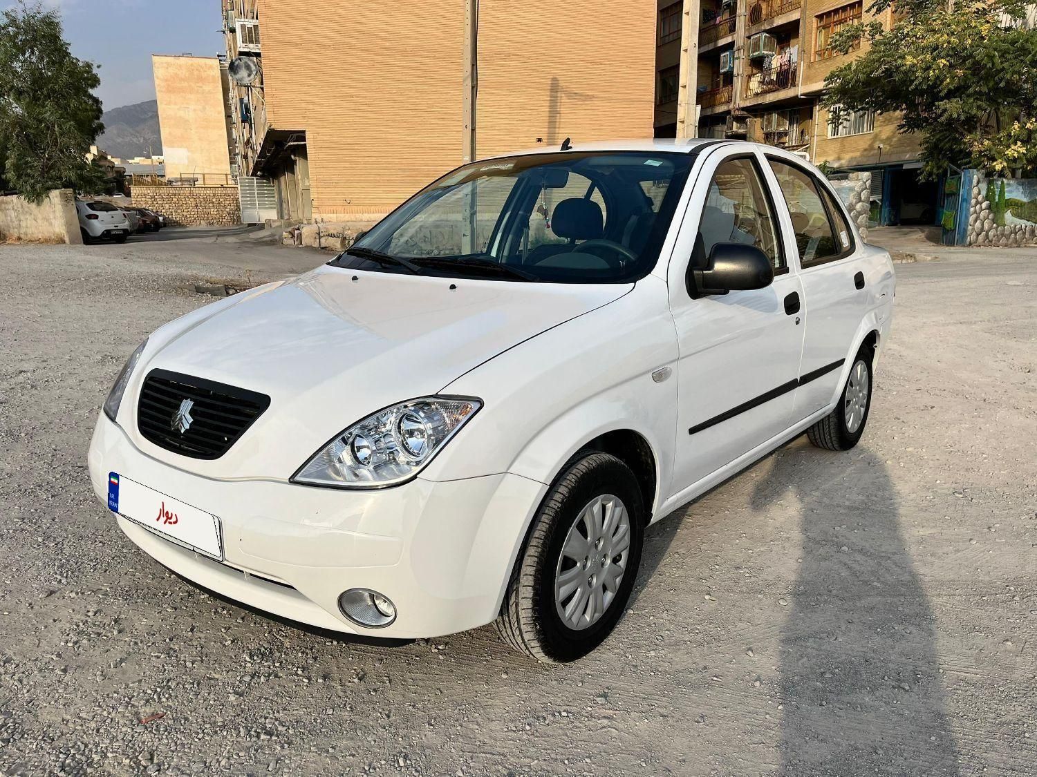 تیبا صندوق دار SX - 1401