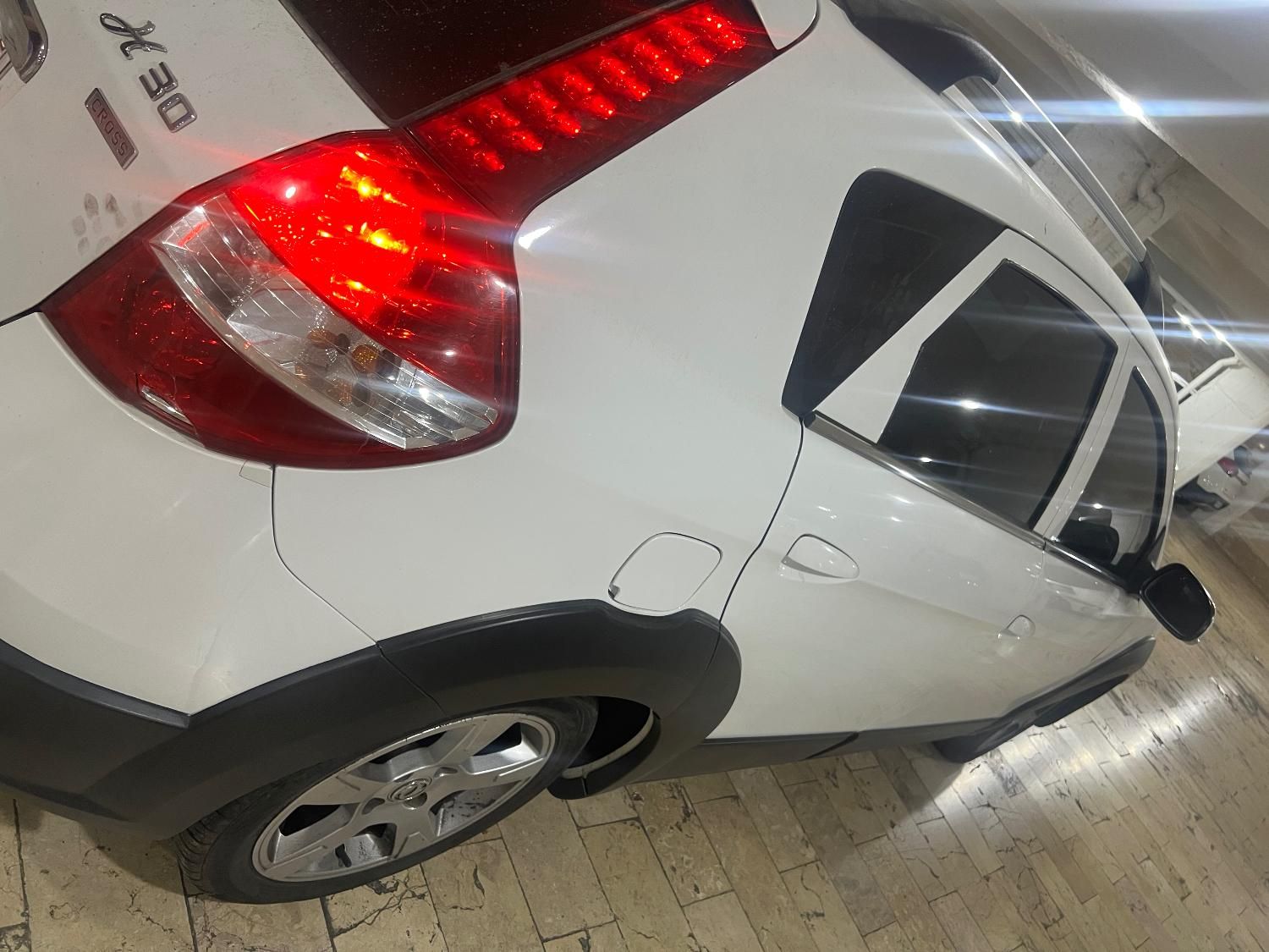 دانگ فنگ H30 کراس اتوماتیک - 1397
