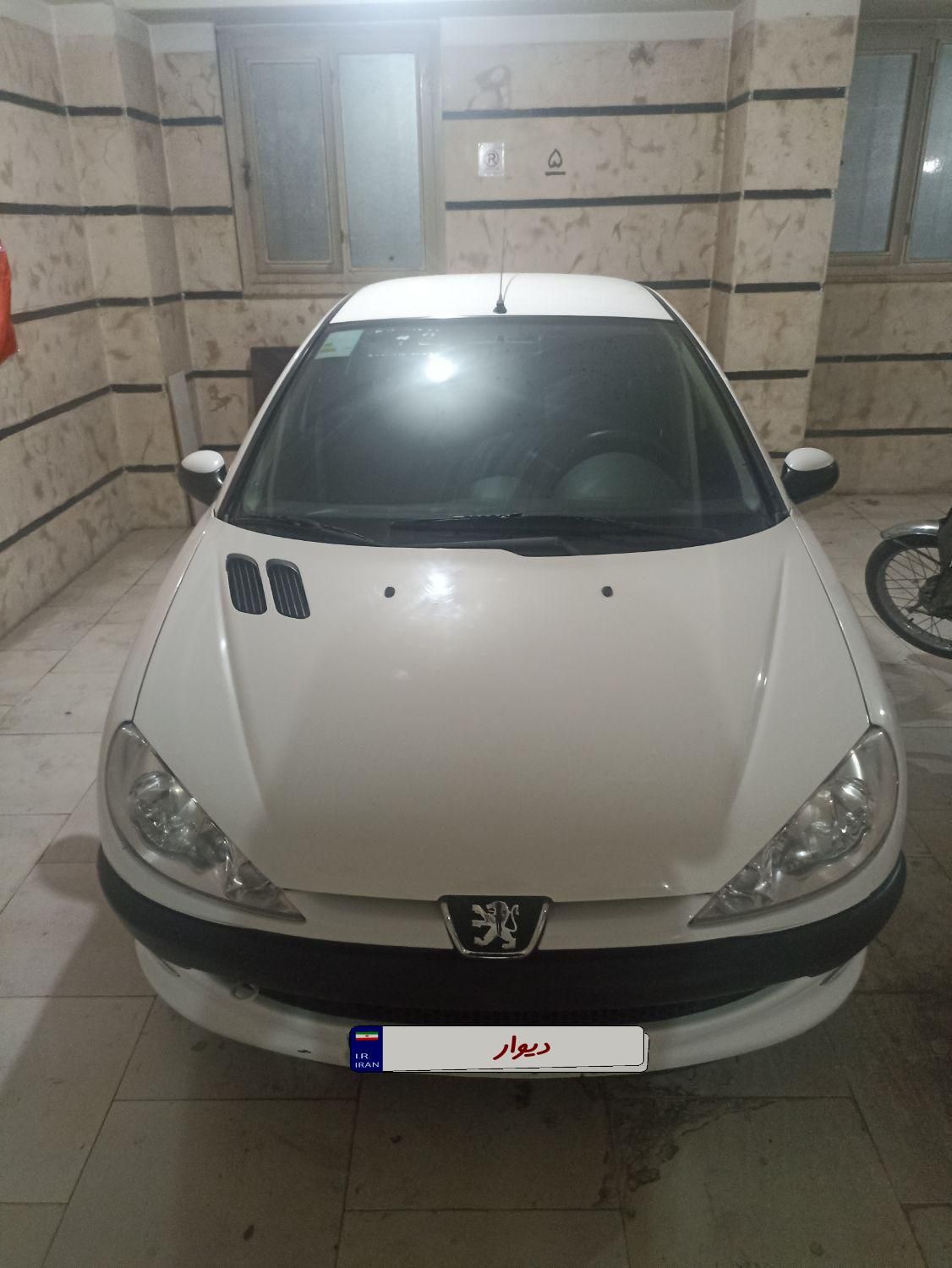 پژو ۲۰۶ صندوق دار v8 - 1399